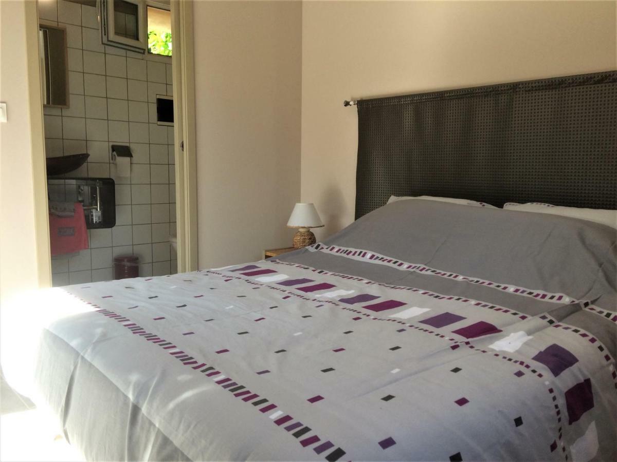 Les Deux Chemins Hotel Mons  Exterior photo